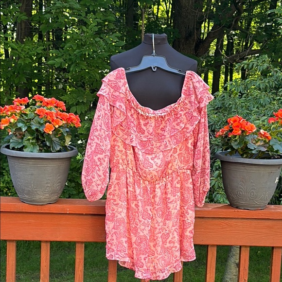 Express Pants - Express Pink Skorts/Romper with Bishop Sleeves